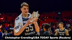 Luka Garza je osvojio MVP trofej na prvoj ol-star utakmici G lige (Next Up Game).