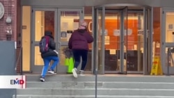 EEUU: Nueva York impone toque de queda en algunos refugios de migrantes