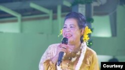 ဂန္ထဝင်အဆိုတော်ကြီး မာမာအေး