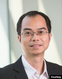 新加坡國立大學商業大數據分析中心聯席主任龐嚴