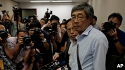 资料照：被中国拘押了几个月的香港书商林荣基在香港举行记者会。(2016年6月16日)