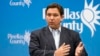 ARCHIVO - El gobernador de Florida, Ron DeSantis, habla durante una conferencia de prensa en el Centro de Operaciones de Emergencia del Condado de Pinellas, el 26 de septiembre de 2022, en Largo, Florida, EEUU.