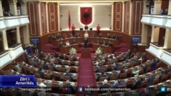 Shqipëri, presidenti i ri Bajram Begaj bën betimin