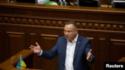 El presidente de Polonia, Andrzej Duda, habla ante el Parlamento de Kiev el 22 de mayo de 2022. 