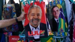 Présidentielle au Brésil: démarrage du duel Lula-Bolsonaro