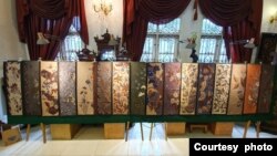 Sebagian batik koleksi Hartono Sumarsono (foto: courtesy).