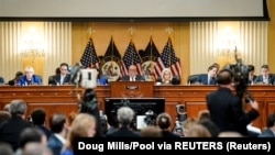 Detalj sa pretresa u Predstavničkom domu posvećenom neredima na Capitol Hillu januara 2021. (Foto: Doug Mills/Pool via REUTERS)