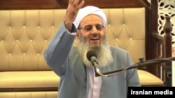  مولوی عبدالحمید اسماعیل زهی، امام جمعه اهل سنت زاهدان 