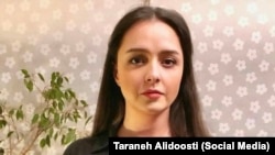 ده‌ها روزنامه و رسانه در سراسر جهان خبر کشف حجاب اینستاگرامی ستاره سینما ترانه علیدوستی را به نقل از خبرگزاری رویترز و روزنامه گاردین منتشر کردند