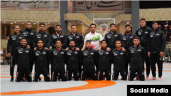 تیم ملی کشتی آزاد ایران با ۱۱ کشتی گیر وارد آمریکا شد.