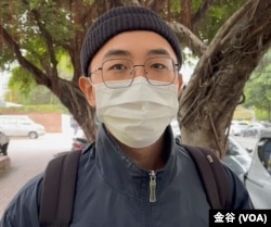 來自中台灣台中的學生駱逸謙 (美國之音特約記者金谷拍攝)