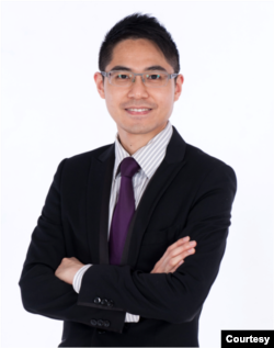 位於香港的華盛證券分析師聶振邦