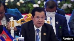 រូបឯកសារ៖ លោក ហ៊ុន សែន នាយករដ្ឋមន្ត្រីកម្ពុជា ចូលរួមក្នុងកិច្ចប្រជុំកំពូលអាស៊ានលើកទី ៤០ និងលើកទី ៤១ នៅរាជធានីភ្នំពេញ ថ្ងៃទី ១១ ខែវិច្ឆិកា ឆ្នាំ ២០២២។