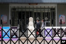 北京朝陽區一所小學因疫情關閉。（2022年4月28日）