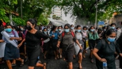 སིངྒ་ལའི་སྲིད་བློན་གྱིས་ངོ་རྒོལ་བྱེད་མཁན་གཞོན་སྐྱེས་ཚོ་མགྲོན་འབོད།