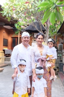 Agung Prastista dan keluarga. (Foto: Dok Pribadi)