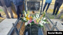 Şərqi Azərbaycan vilayəti, Şəbistər, Məhəmməd Tağı Zehtabinin məzarı