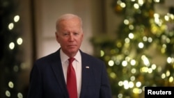 El presidente de Estados Unidos, Joe Biden, pronuncia un discurso de Navidad en la Casa Blanca en Washington, el 22 de diciembre de 2022. 