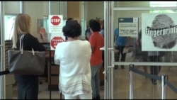 Nueva norma migratoria de carga pública entra en vigor este viernes en EEUU