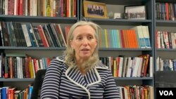 前美國國務院全球婦女議題無任所大使、美國駐聯合國婦女地位委員會代表凱利·克里接受美國之音專訪（2022年11月30日，美國之音鍾辰芳拍攝）