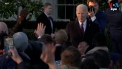 ជំនឿ​លើ​លោក​ Biden​ ធំ​ទូលាយ​នៅ​បរទេស​ ខណៈ​លោក​ ពូទីន ​ធ្លាក់​ចុះ​