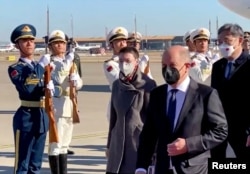 德國總理朔爾茨抵達北京國際機場。（2022年11月4日）