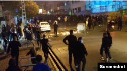 اعتراضات سراسری ایران، آریاشهر تهران، ۴ آبان ۱۴۰۱