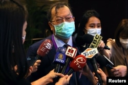 台灣半導體廠商力積電創辦人黃崇仁在新竹的一個台灣半導體業會議上講話。（2022年10月19日）