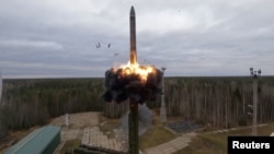 Rusko ministarstvo odbrane objavilo je snimak lansiranja ruske interkontinentalne balističke rakete Jars u okviru vežbi strateških nuklearnih snaga, 26. oktobra 2022. 
