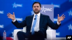 美國副總統萬斯(JD Vance)週四在保守派政治行動大會(Conservative Political Action Conference, CPAC)上發言。（美聯社照片）