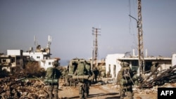 Jeshi la Israel likishika doria kusini mwa Lebanon.
