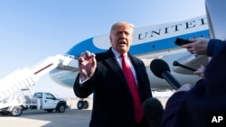 သမ္မတ ဒေါ်နယ် ထရမ့် တက္ကဆက်ပြည်နယ် မသွားခင် သတင်းထောက်တွေကို ဖြေကြား (ဇန်နဝါရီလ ၁၂ ရက် ၂၀၂၁)