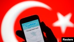 Turkiya konstitutsiyaviy sudi Tvitterni taqiqlash haqidagi hukumat qarorini noqonuniy deb topdi.