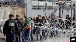 Aumentan las personas que expresan temor de regresar a sus países de origen tras ser detenidas en la frontera con México.