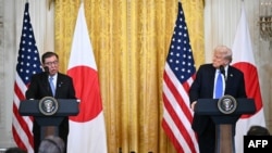 美國總統特朗普與來訪的日本首相石破茂2025年2月7日在白宮舉行聯合新聞發布會。