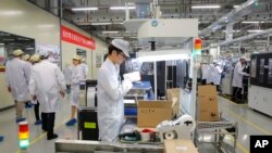 Mercados de valores subieron, debido a decisión del gobierno del presidente Donald Trump de postergar nuevos aranceles del 10% a productos chinos. 