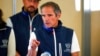 El director general de la OIEA, Rafael Mariano Grossi, ofrece una conferencia de prensa en el aeropuerto de Viena tras el regreso de su misión en la planta de energía nuclear de Zaporizhzhia en Ucrania, el 2 de septiembre de 2022.