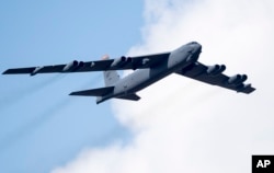 B-52 rusumidagi strategik hujumchi samolyotlar