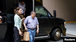 Un vuelo con un grupo de ex presos políticos nicaragüenses liberados este jueves por el gobierno de Daniel Ortega aterrizó el jueves en el aeropuerto Aeropuerto Internacional Washington-Dulles.