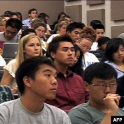 AQSh iqtidorli yoshlar uchun immigratsiyani osonlashtiradimi?