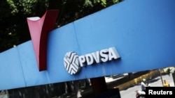 La petrolera estatal venezolana, PDVSA, no ha explicado aún la razón de la escasez de gasolina en el país.