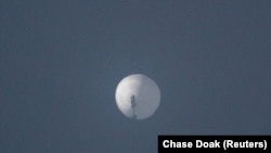 Balona duke udhëtuar mbi Montana (foto nga Chase Doak/via REUTERS)