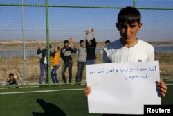 Turkiyada jon saqlayotgan suriyaliklar