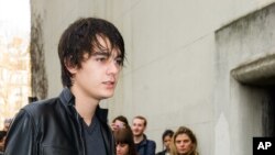 آلن فابیان دلون فرزند آلن دلون