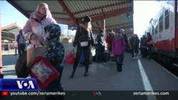 Refugjatët nga Ukraina rrëfejnë tmerrin e luftës në qytetet e tyre