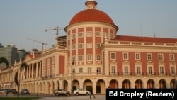  Banco Nacional de Angola 