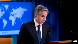 ARCHIVO - El secretario de Estado, Antony Blinken, habla en una conferencia de prensa el miércoles 27 de julio de 2022 en el Departamento de Estado en Washington.