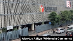 Suasana di sekitar kantor Bawaslu di jalan MH. Thamrin, Jakarta Pusat. (Wikimedia)
