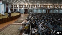 عکس آرشیف از تالار لویه جرگه