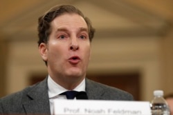 Noah Feldman, profesor de Derecho de Harvard testifica en la audiencia de juicio político al presidnete Donald Trump en la Comisión Judicial de la Cámara de Representatnes de EE.UU. el miécoles, 4 de diciembre de 2019.